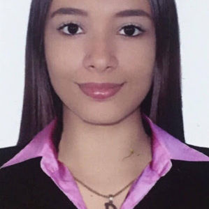 Meet your Posher, Daniela